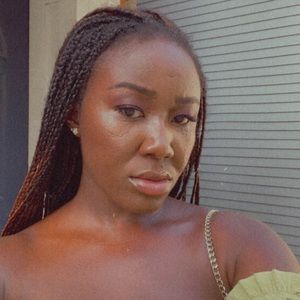 Meet your Posher, Marie-rose